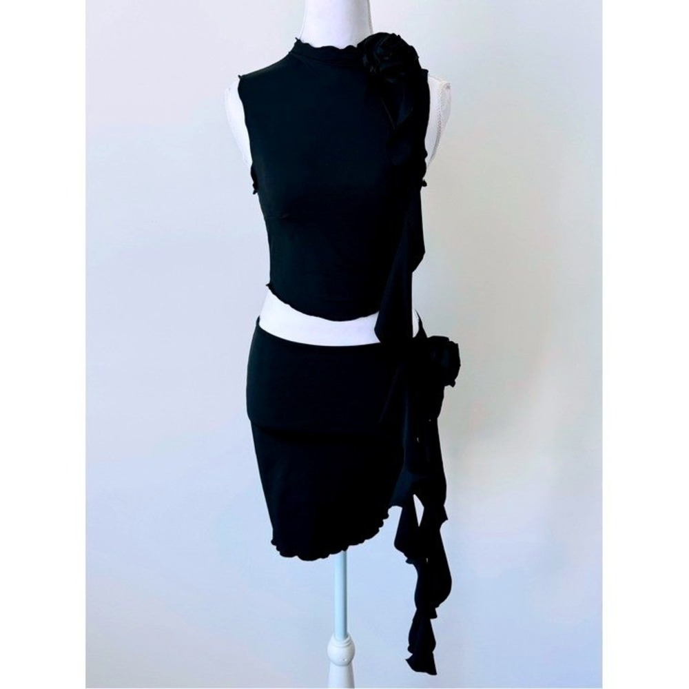 Y2K 2 Piece Set Skirt + Top Rosette Ruffles Women Sz S Black Floral Mini